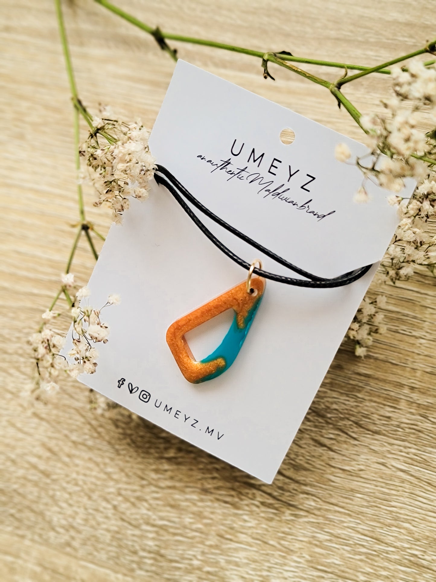 Umeyz Necklace - Blue & Earthy